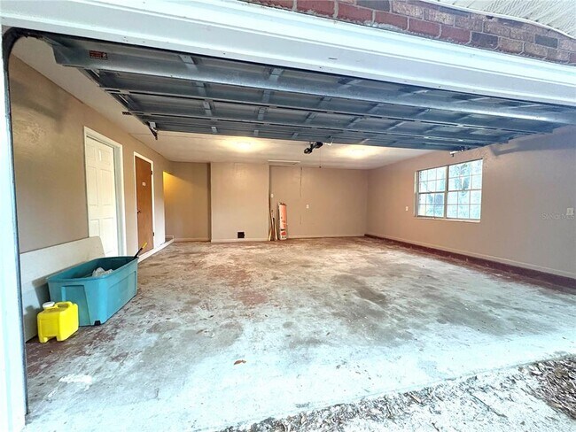 Building Photo - 7532 SW 122nd St