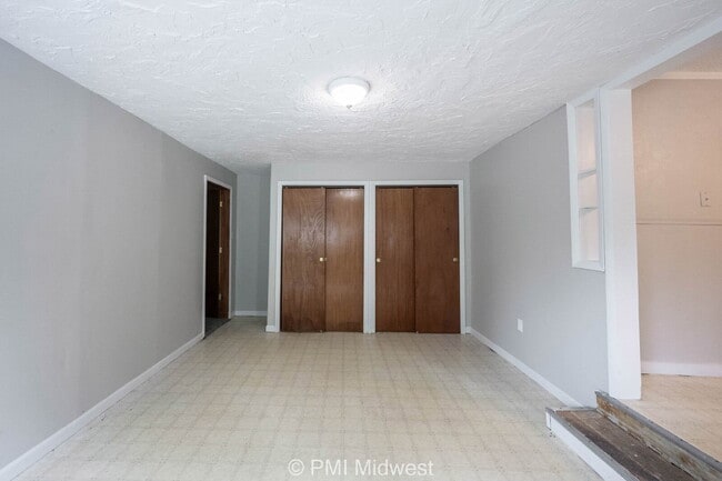 Building Photo - "Charming 3-Bedroom Home in Anderson, IN with Spacious 1136 Sq Ft Layout!"