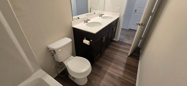 Building Photo - 153 Purple Sandpiper Ln