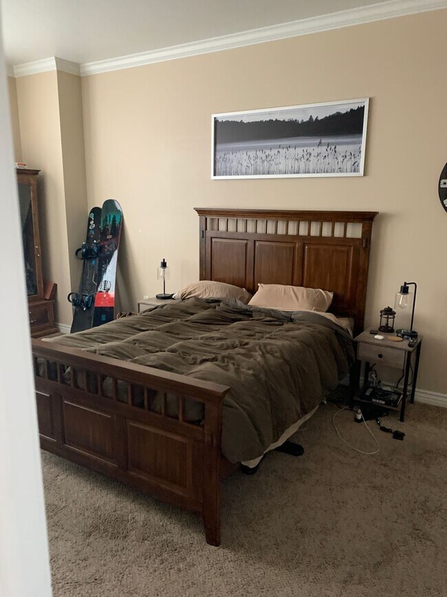 Building Photo - Luxury Living in Downtown Provo