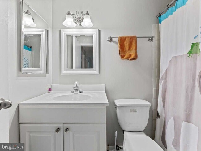 Building Photo - 8956 Skyrock Ct