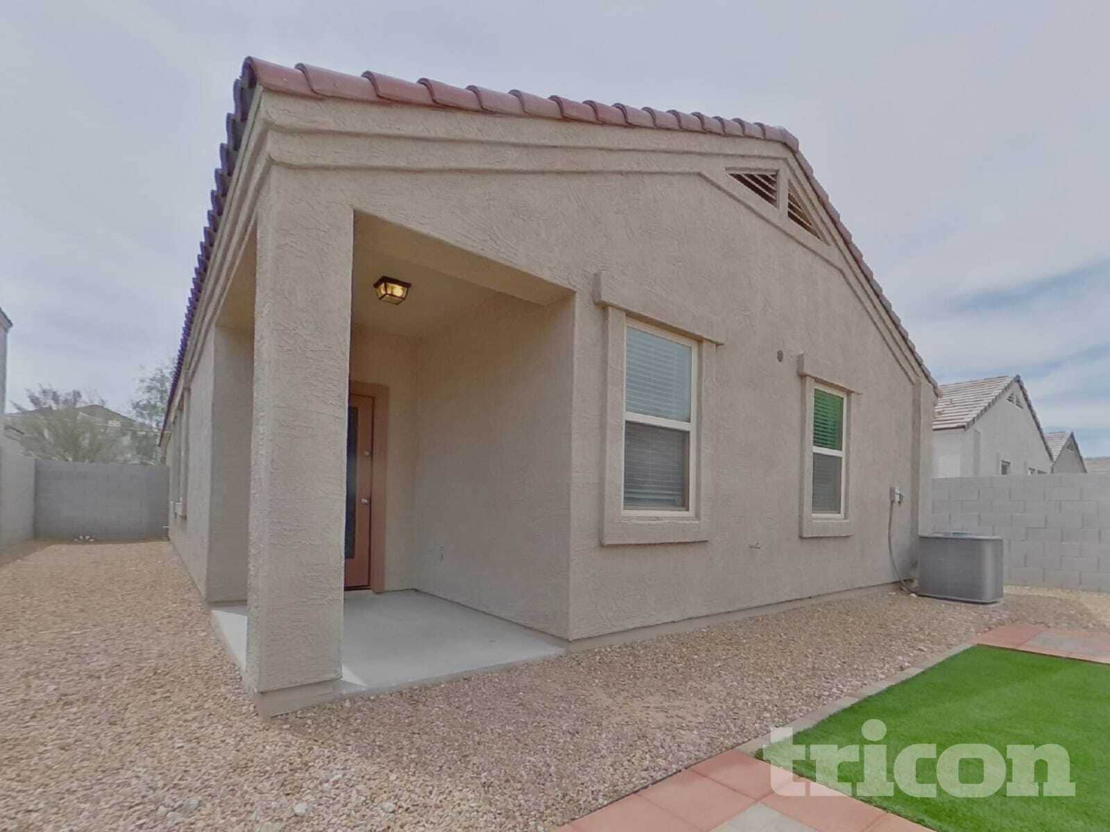 Building Photo - 29964 W Mulberry Dr