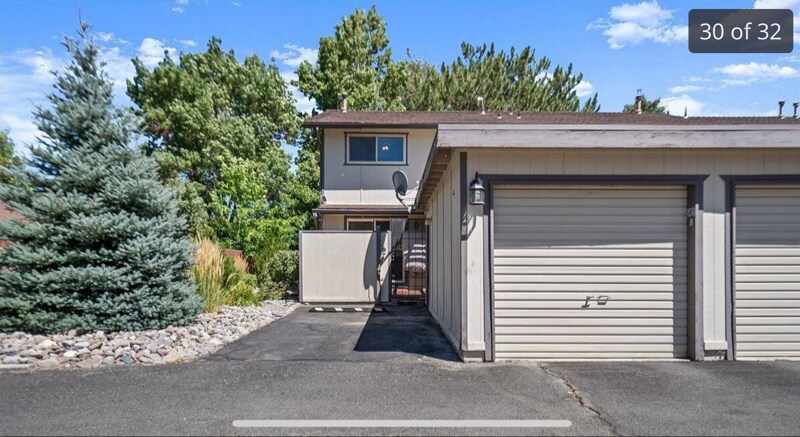 Building Photo - 850 Travis Dr