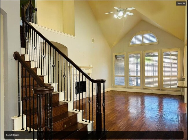 Building Photo - 8128 Grand Canyon Dr