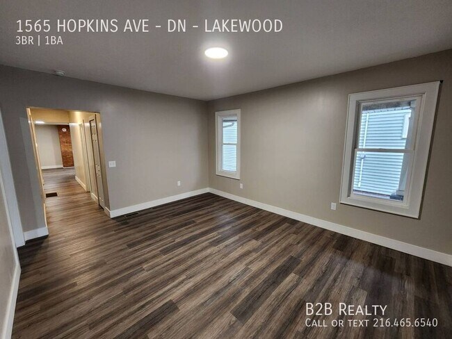 Building Photo - 1565 Hopkins Ave