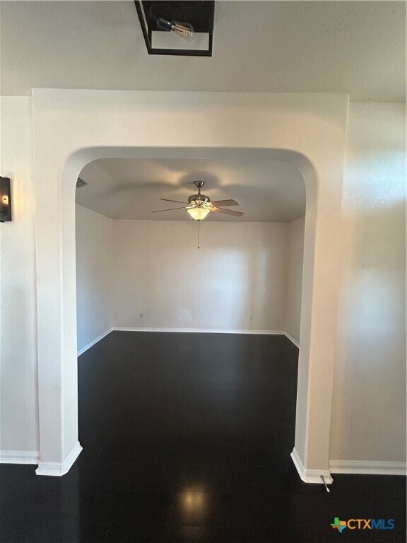 Building Photo - 203 Ponderosa Dr