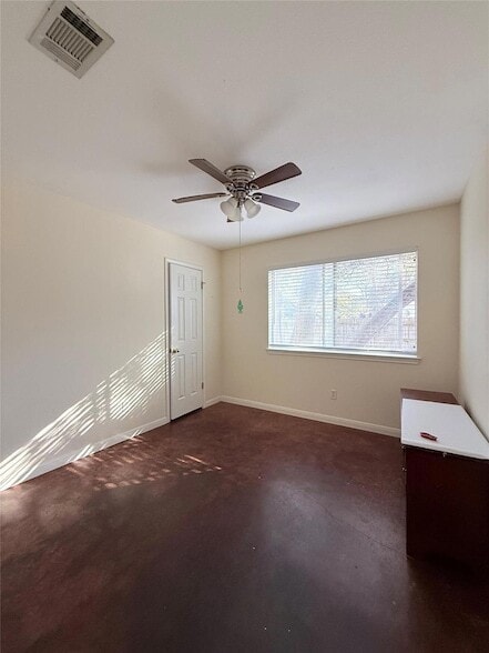 Building Photo - 8621 Talyne Chaise Cir