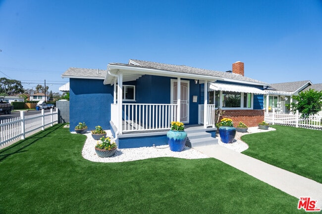 Building Photo - 12127 Aneta St