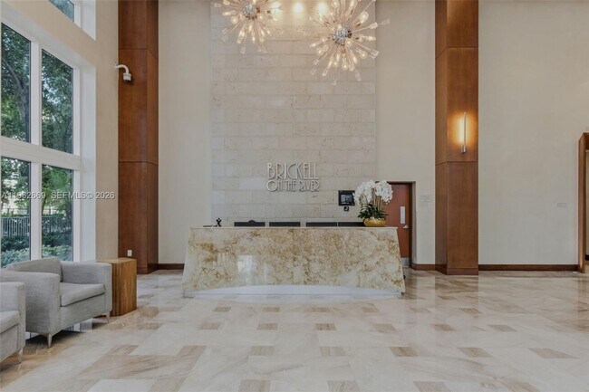 Building Photo - 31 SE 5th St