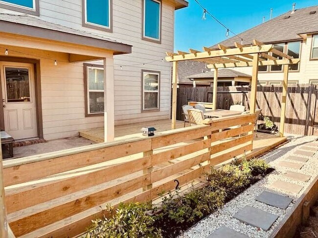 Building Photo - 1603 Municipal Way
