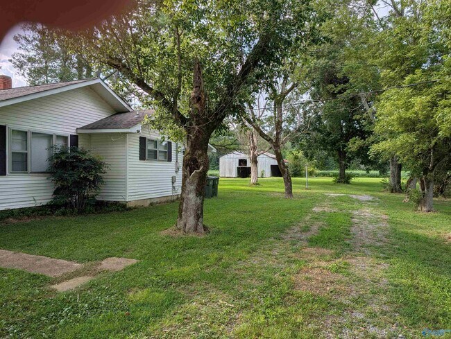 Building Photo - 665 Cave Spring Rd