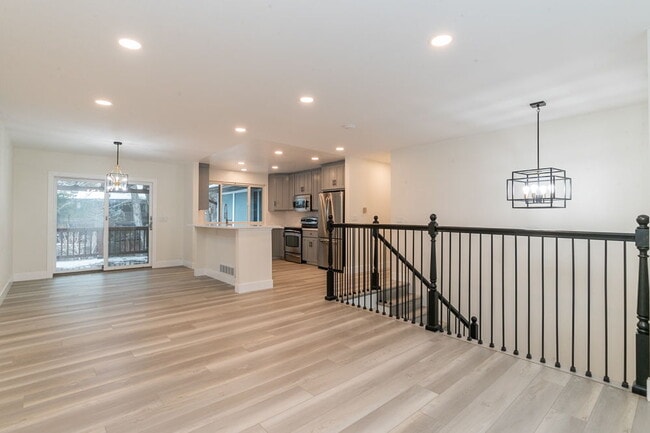 Building Photo - 2308 S Lima St