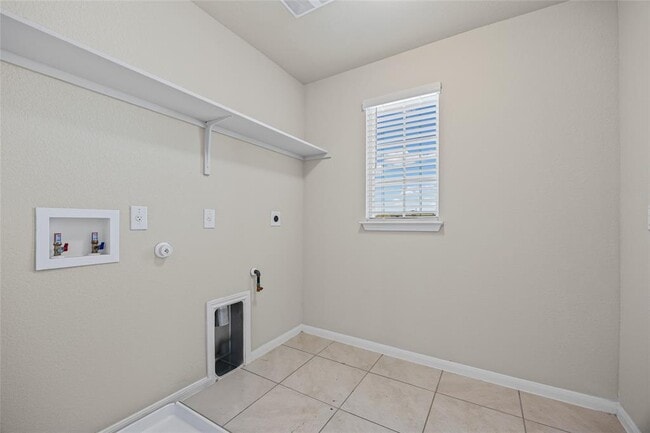 Building Photo - 3103 Crystal Bend Dr