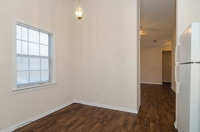 Building Photo - 4110 Bear Ct