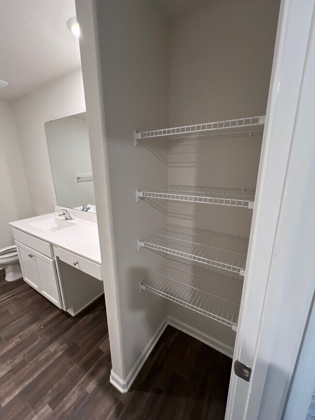 Building Photo - Charming 3 Bedroom Home Located In Zebulon NC!!!