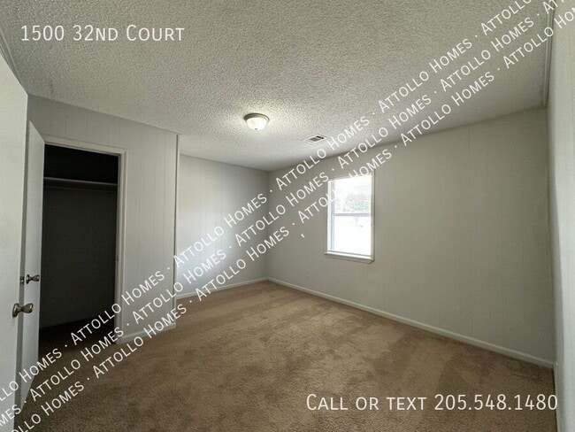Building Photo - 1500 32nd Ct
