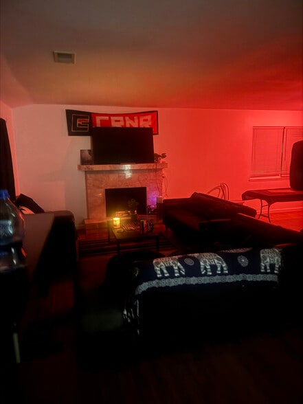 Building Photo - 2163 Eric Ct