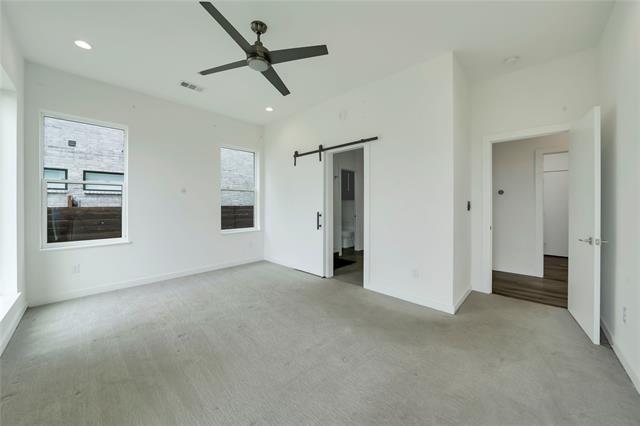 Building Photo - 8356 Fairview Dr