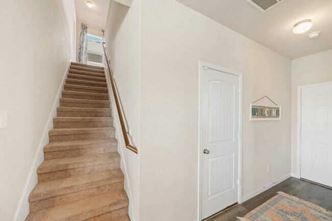 Building Photo - 24731 Allori Ct