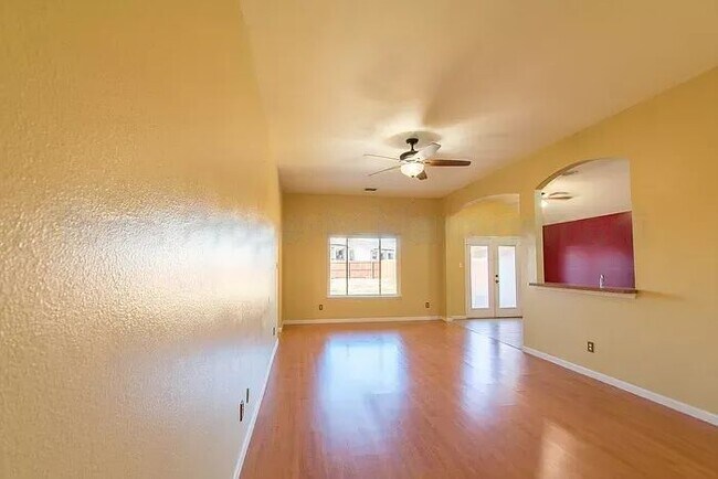 Building Photo - 3609 Venera St