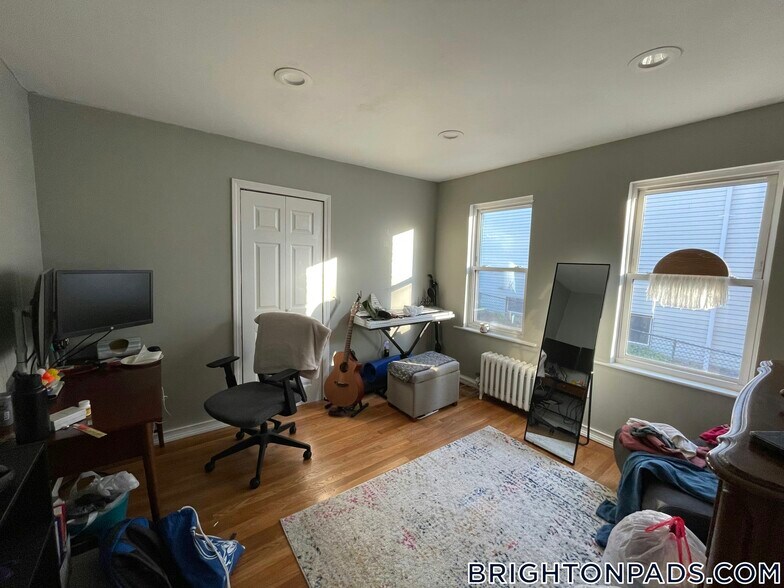 Building Photo - 234 Corey Rd