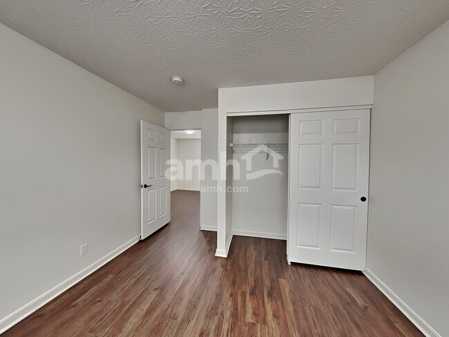 Building Photo - 1178 Edgewater Way