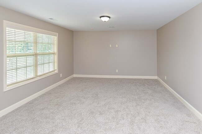 Building Photo - 15818 Trey Hughes Dr NW