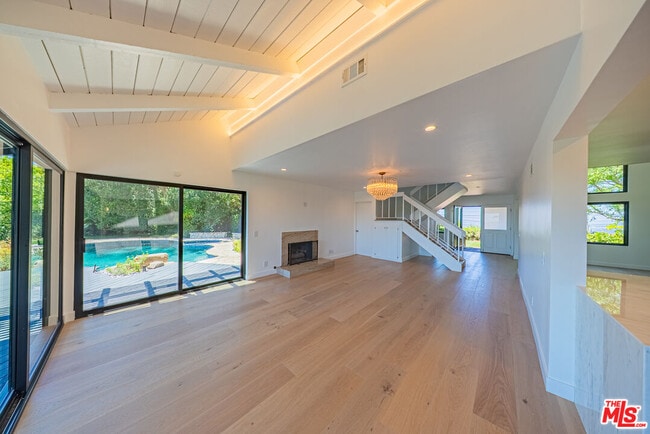 Building Photo - 13302 Mulholland Dr