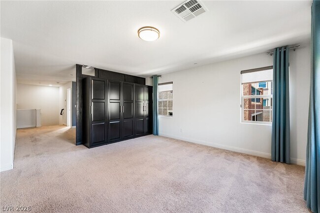 Building Photo - 333 Mandarin Hill Ln