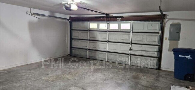 Building Photo - 5030 Merganser Dr