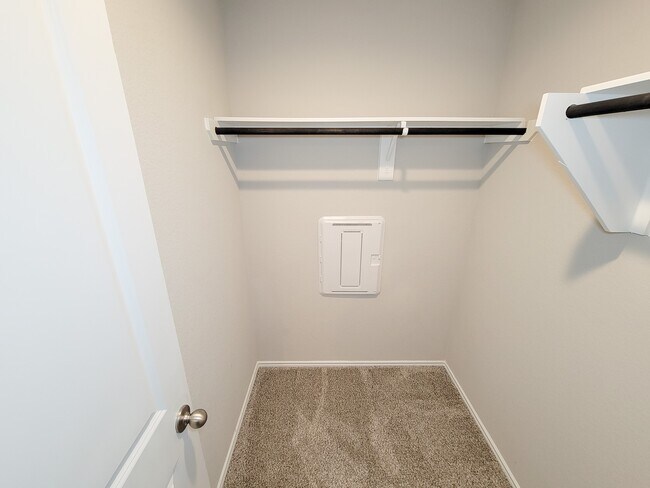 Building Photo - 21344 Pne Ml Dr