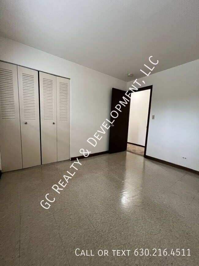 Building Photo - 525 Highview Ave