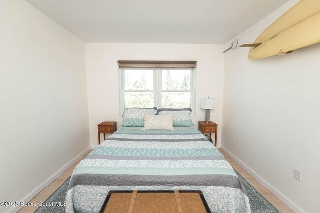 Building Photo - Furnished and Available April 6th 2026