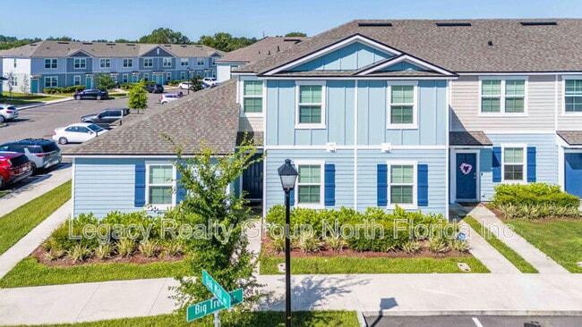 Building Photo - 509 Big Tree Wy