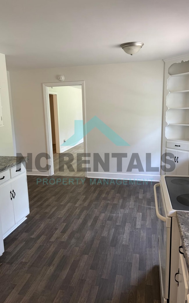 Building Photo - 129 Rocky Knoll Cir