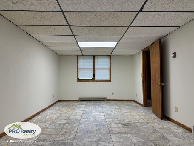 Building Photo - 4 Bedroom Home in Richfield
