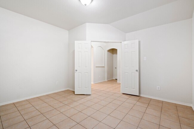 Building Photo - Welcome Home 3-2-2 Melissa ISD