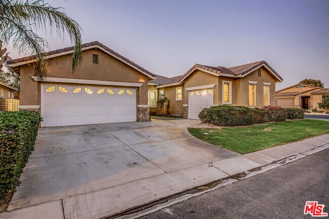 Building Photo - 82580 Yeager Way