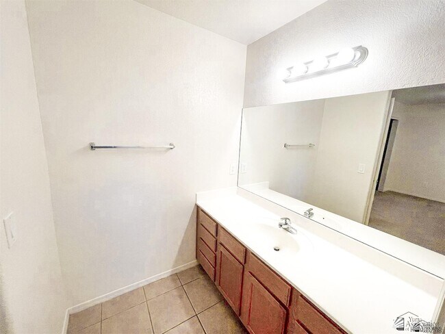 Building Photo - 10191 E 35th Pl