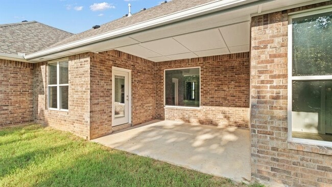 Building Photo - 17857 Salem Rd