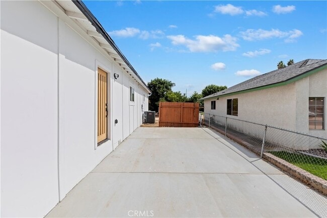 Building Photo - 7830 Casa Blanca St