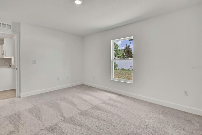 Building Photo - 3390 Dristol Ave