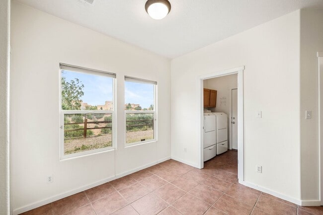 Building Photo - Spacious Two-Story Retreat