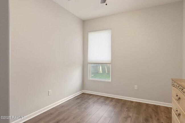 Building Photo - 109 Tyreek Dr