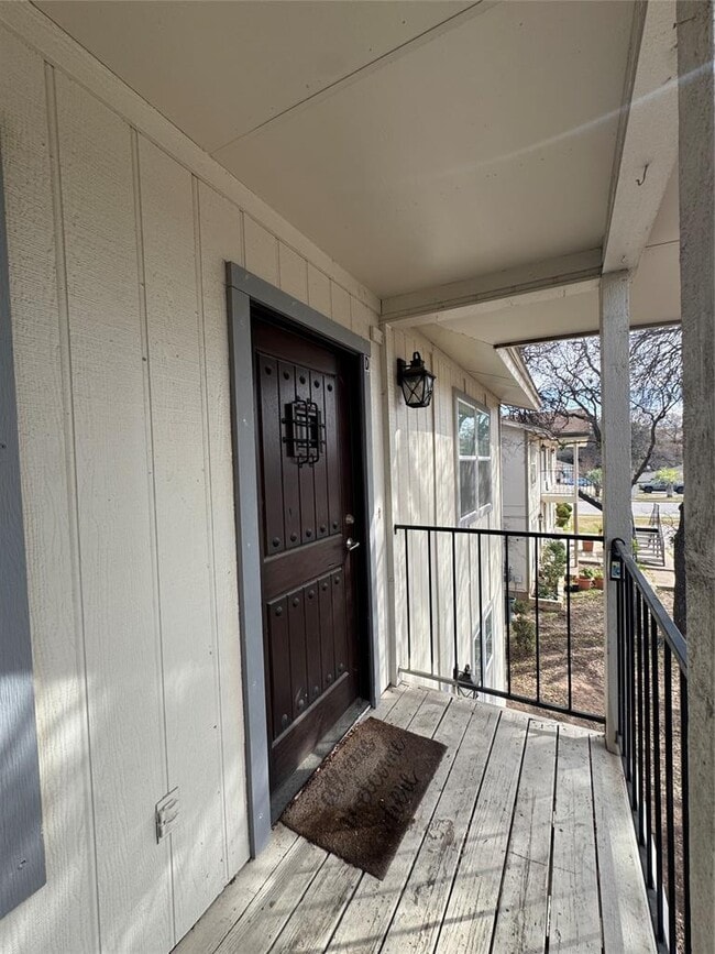 Building Photo - 5210 Tahoe Trail