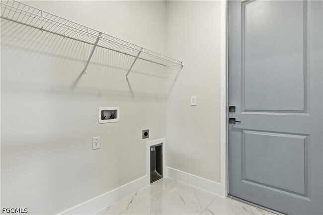 Building Photo - 1442 NE 33rd Ln