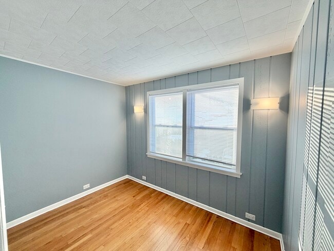 Building Photo - 5626 N Central Ave