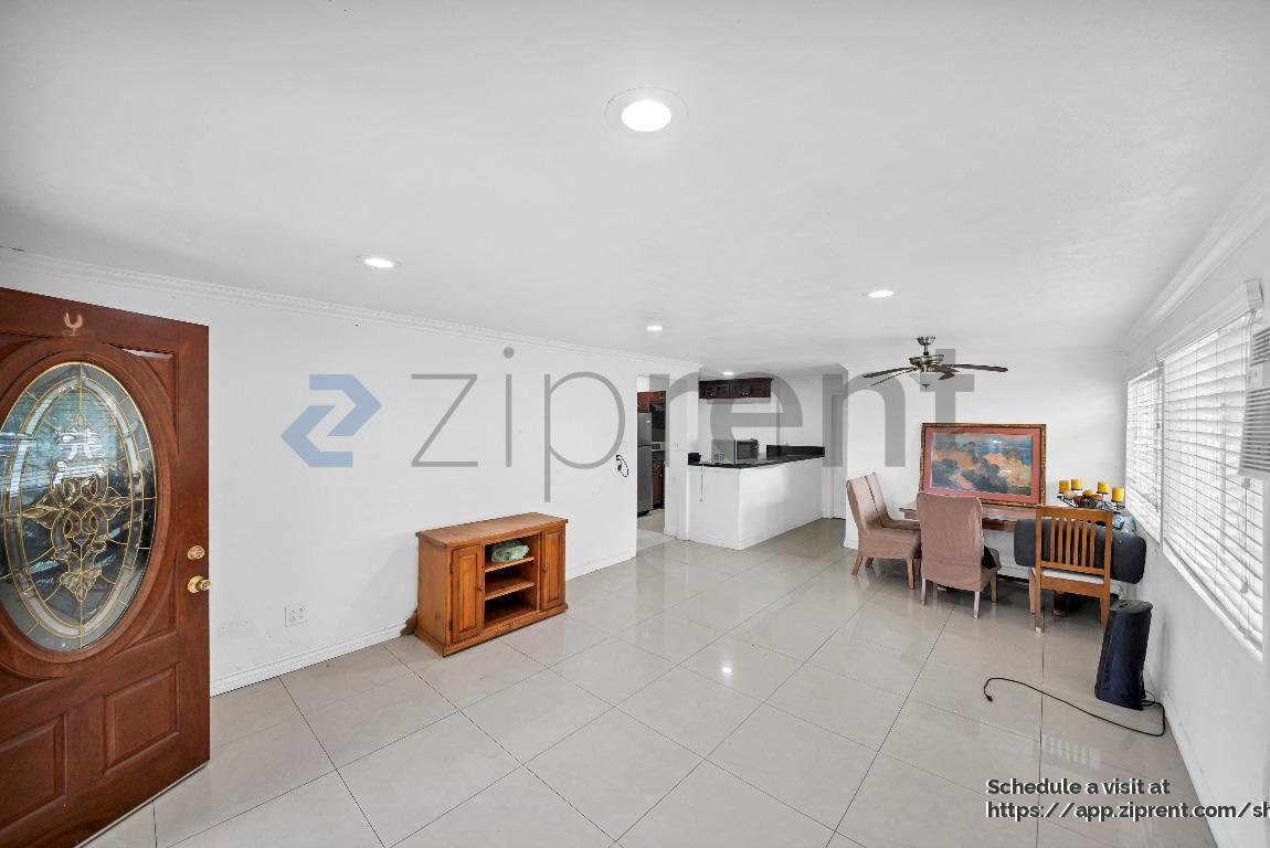 Building Photo - 17402 Horst Ave