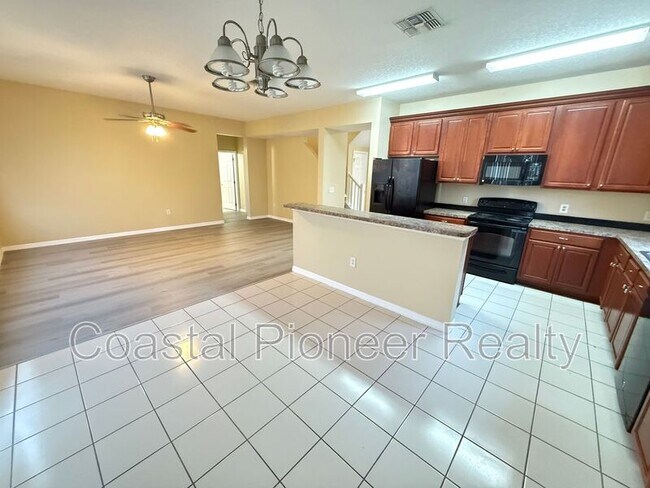 Building Photo - 10337 Stratford Pointe Ave