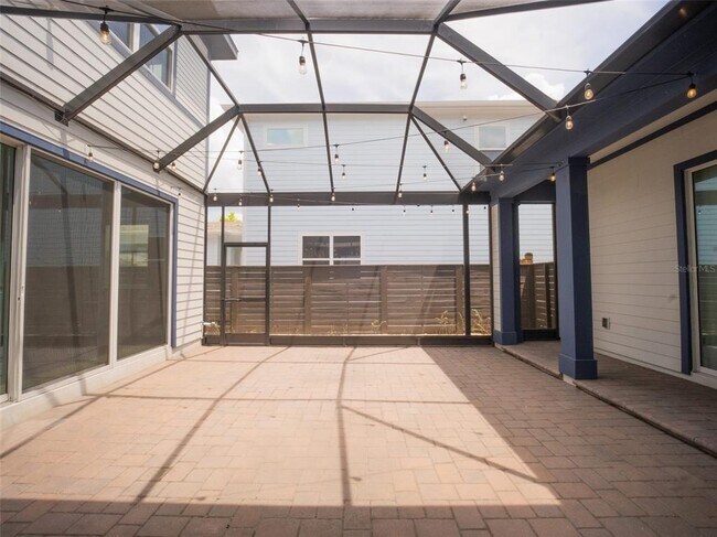 Building Photo - 6509 Rover Wy